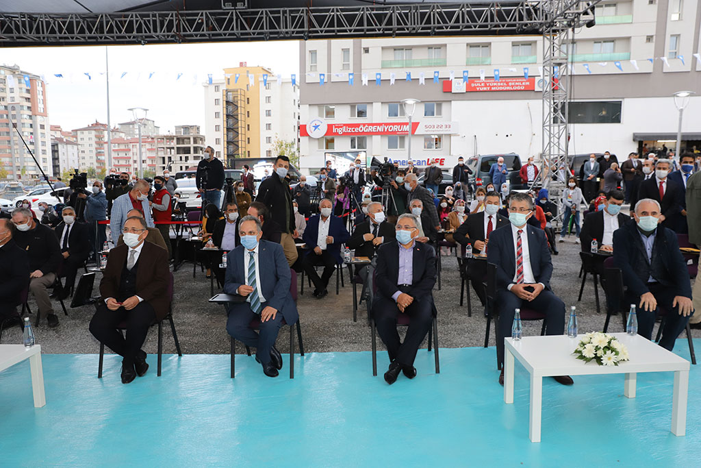 Büyükkılıç ile Bakanlık Genel Müdür Vekili Arasında Kayseri Pazarlığı